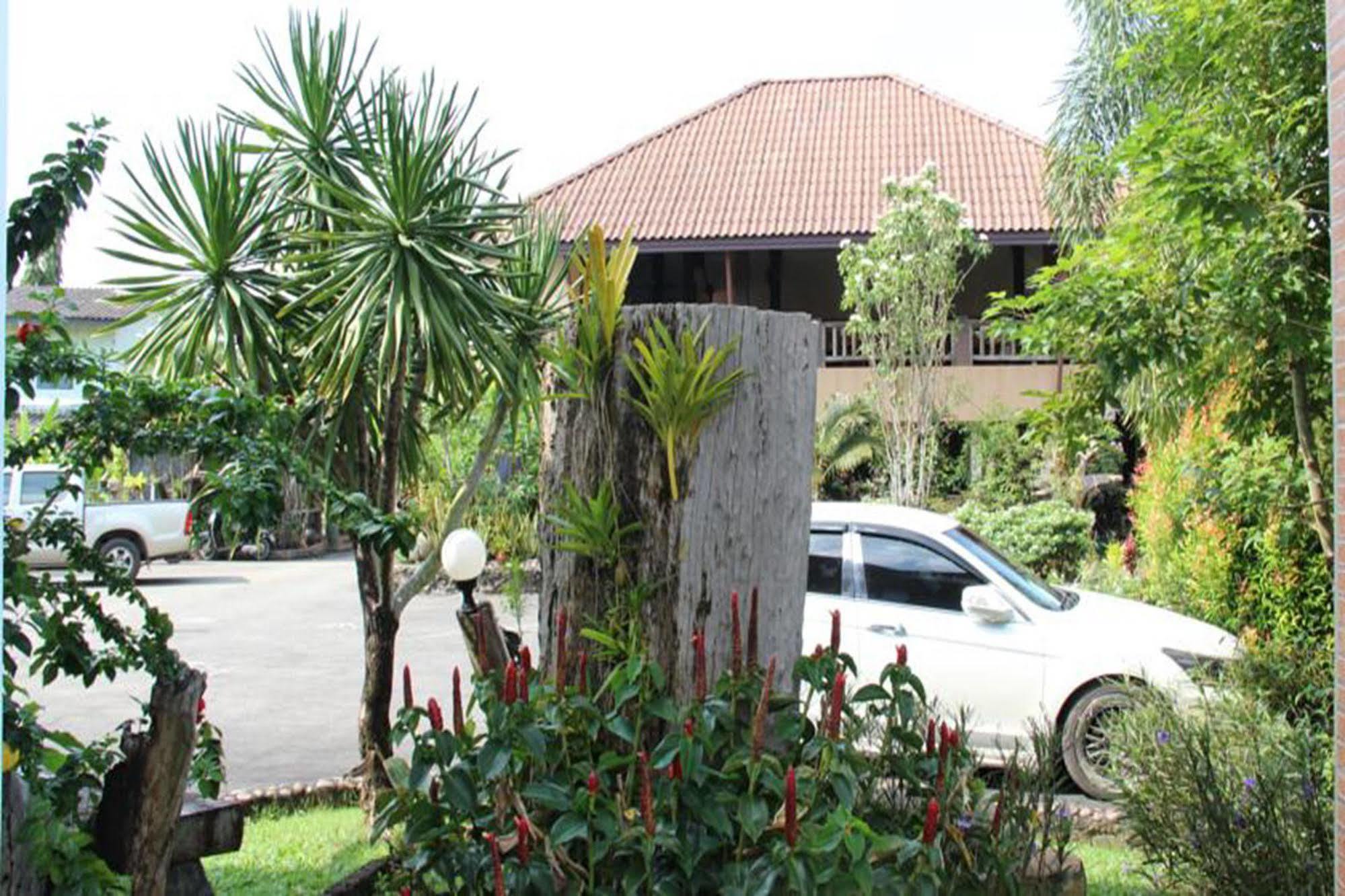 Baanrimnam Resort Trat Extérieur photo