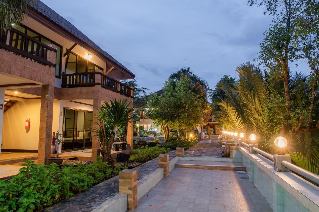 Baanrimnam Resort Trat Extérieur photo