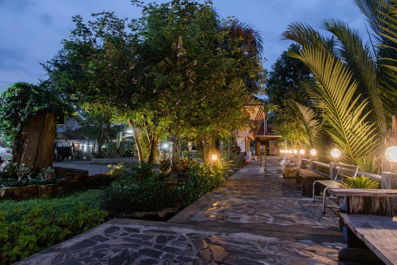 Baanrimnam Resort Trat Extérieur photo