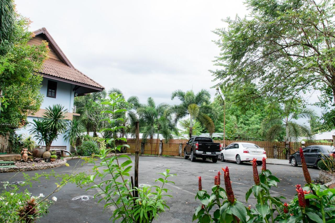 Baanrimnam Resort Trat Extérieur photo
