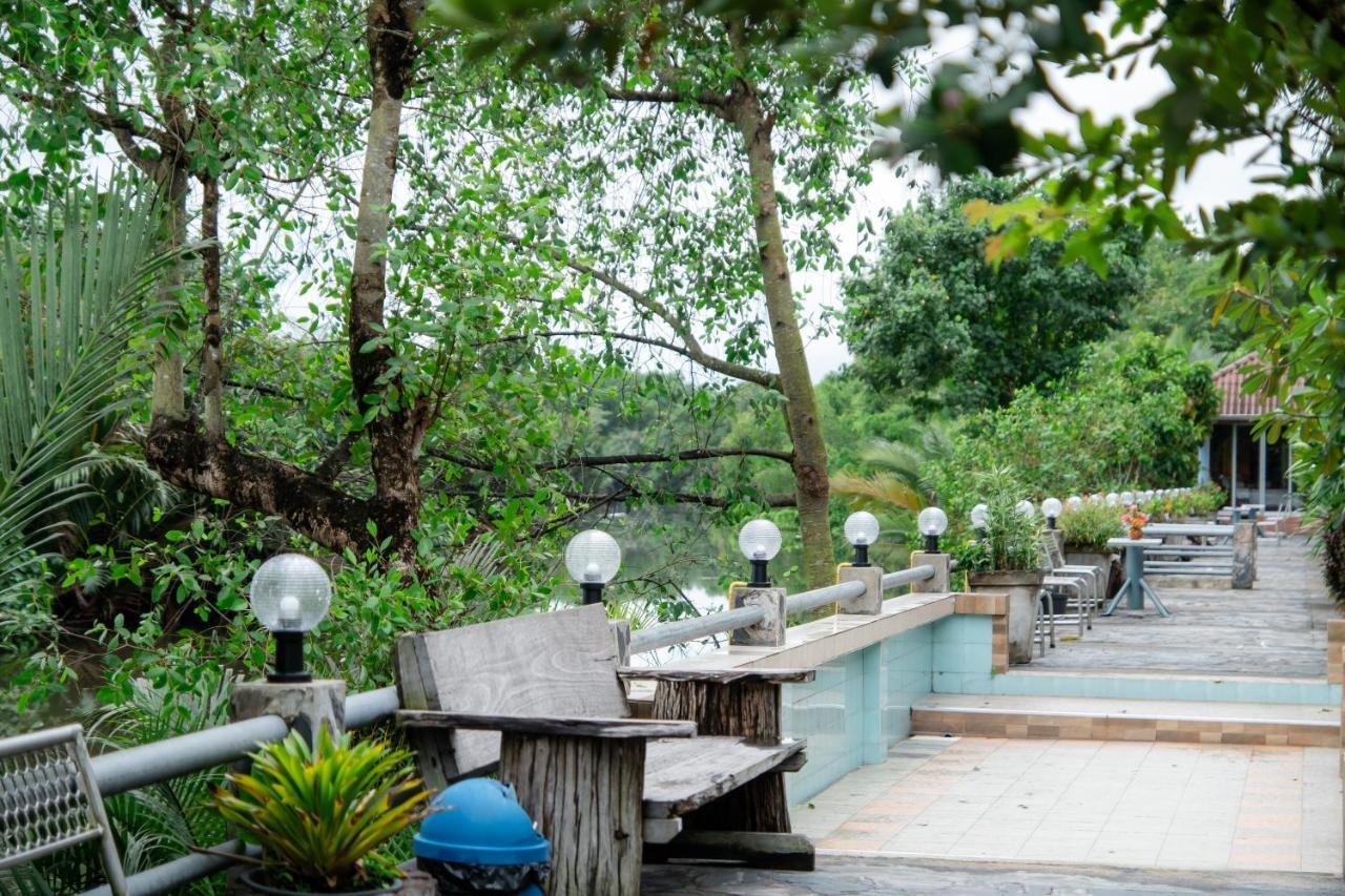 Baanrimnam Resort Trat Extérieur photo